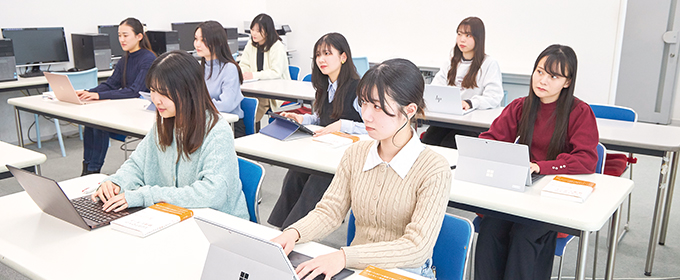 授業について(看護学科に準ずる)