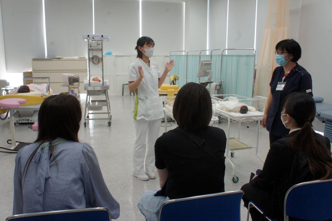 実習室見学s.JPG