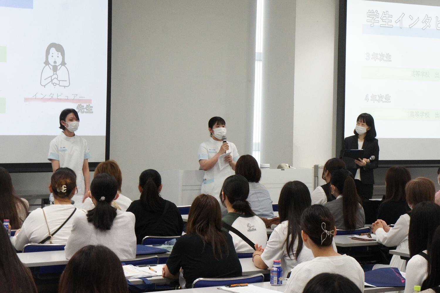 在学生インタビュー２.jpg