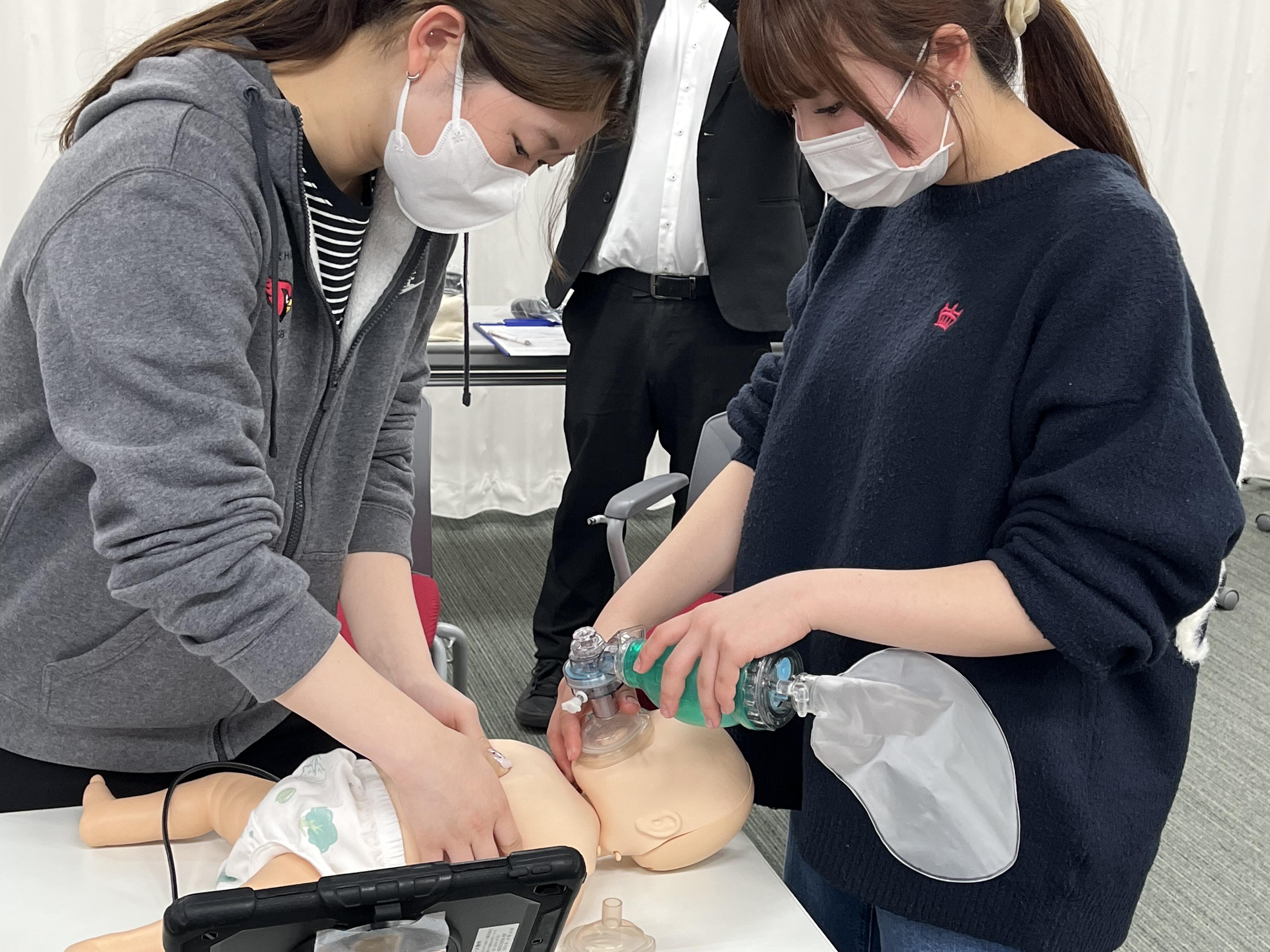 【課外活動】災害看護サークルが学外BLS講習を受講しました。