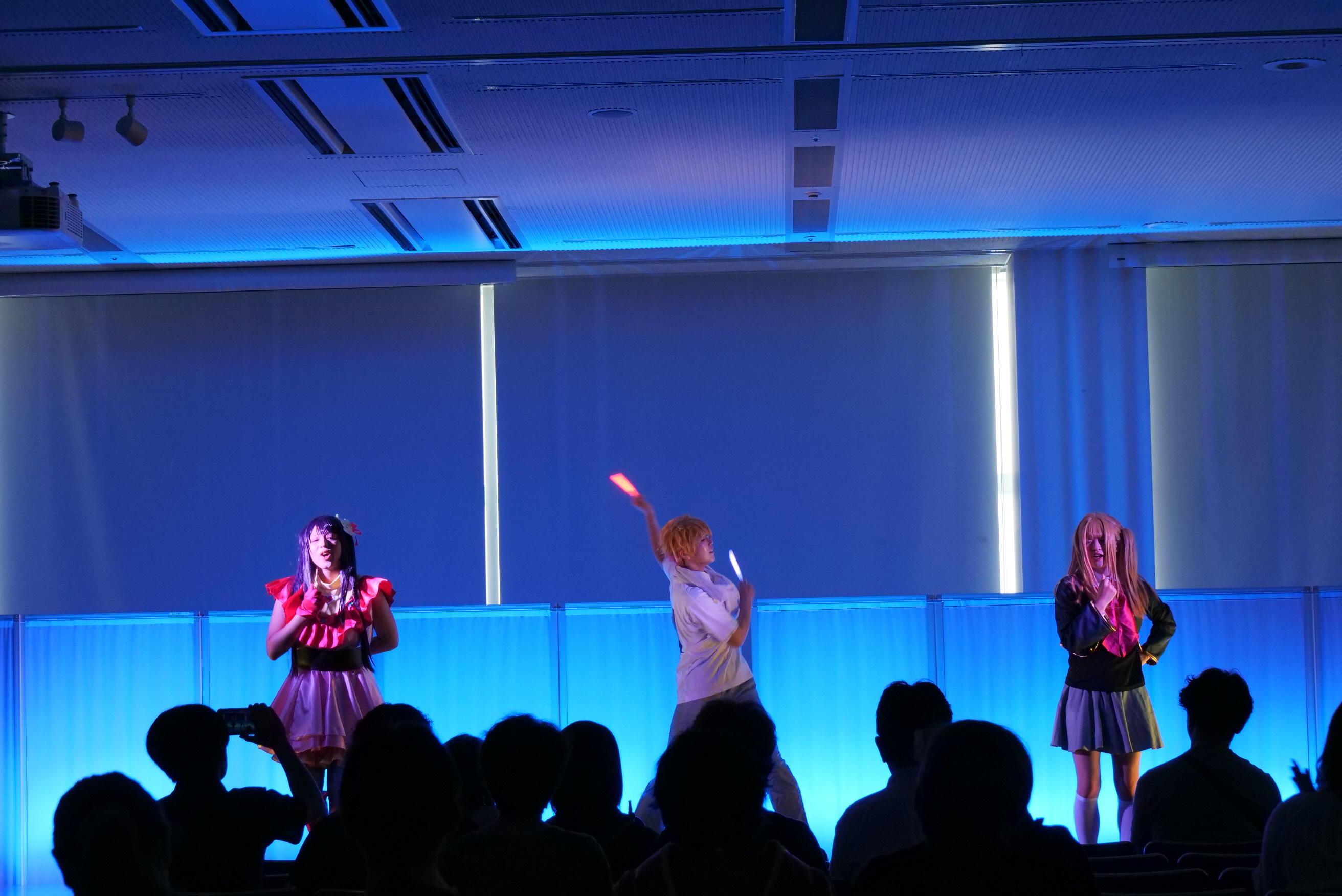 ⑱ダンスステージP1047044.JPG