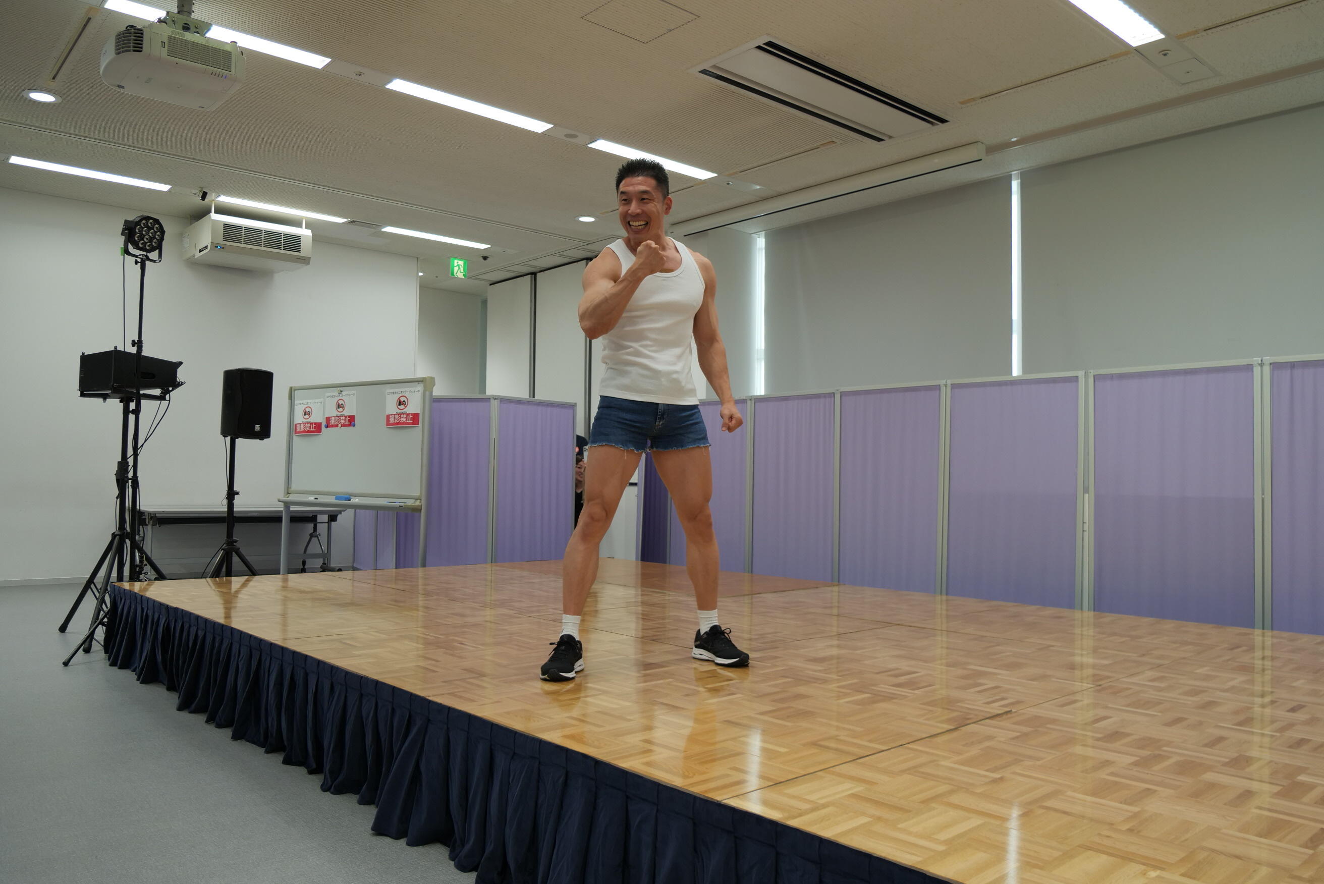 ㉑なかやまきんに君ステージ（ソロ）P1047141.JPG