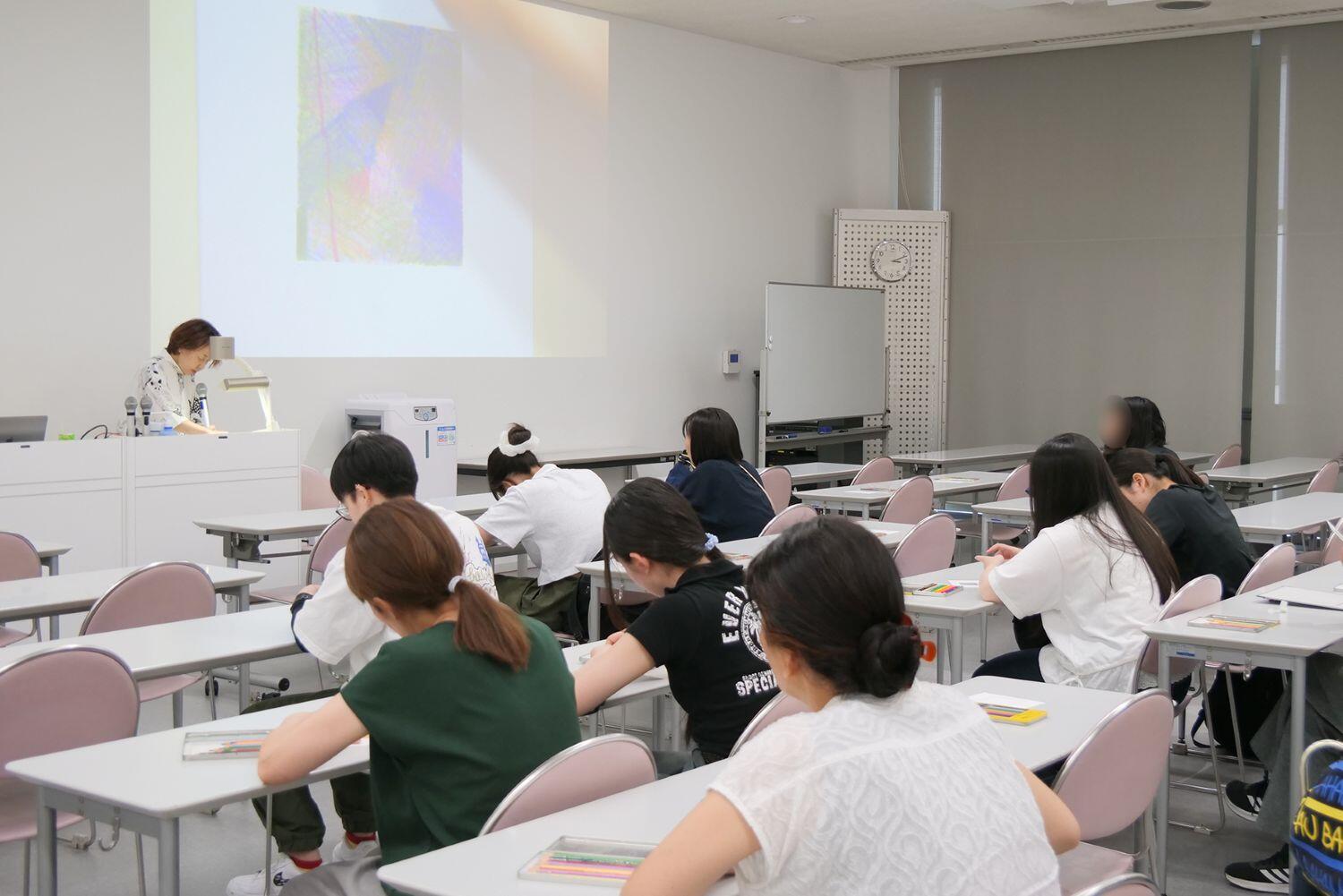 体験講義②-1.jpg
