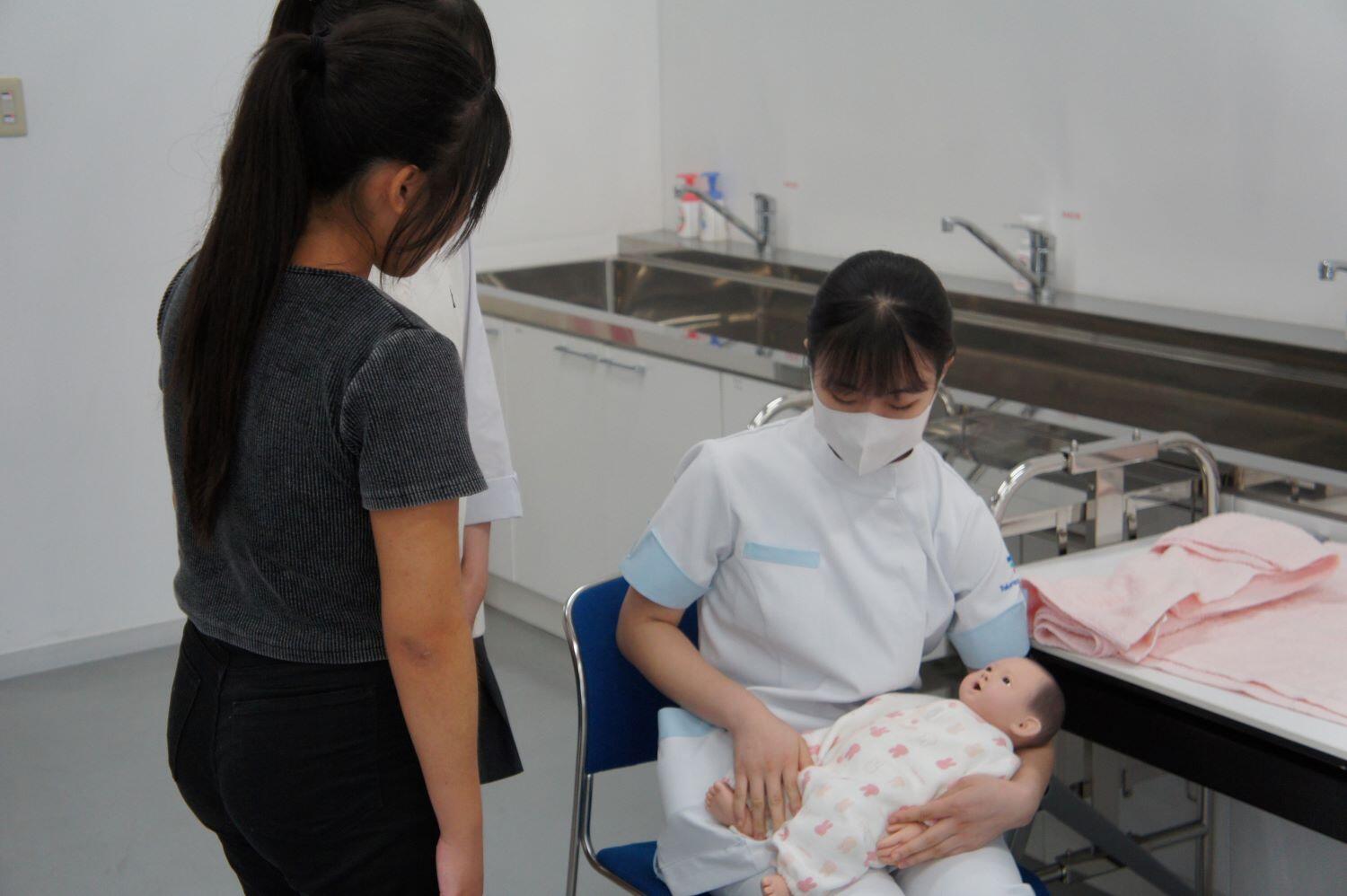 体験講義＿母性看護学2ss.jpg