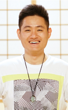 董 哲さん